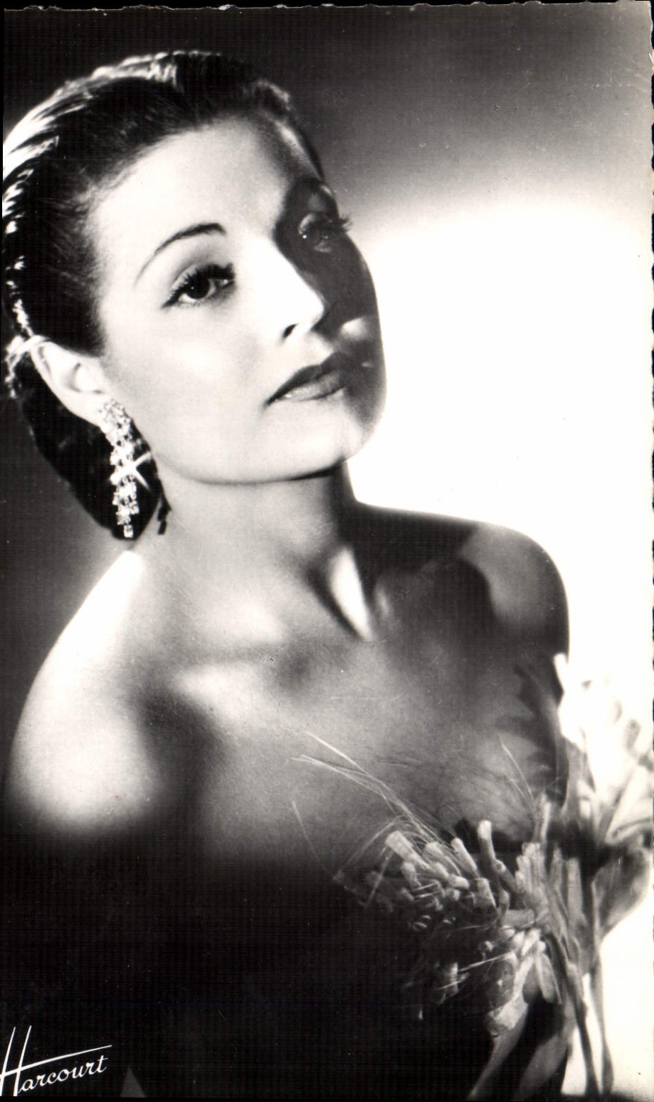 MODERN CARD Cinema Carman Sevilla