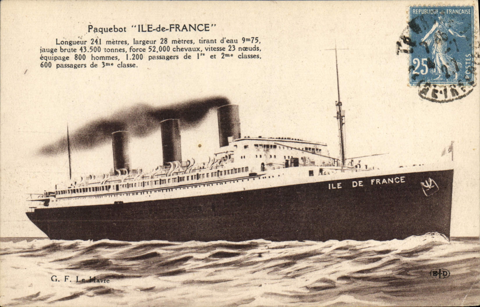 CPA Bateau Paquebot Ile de France 