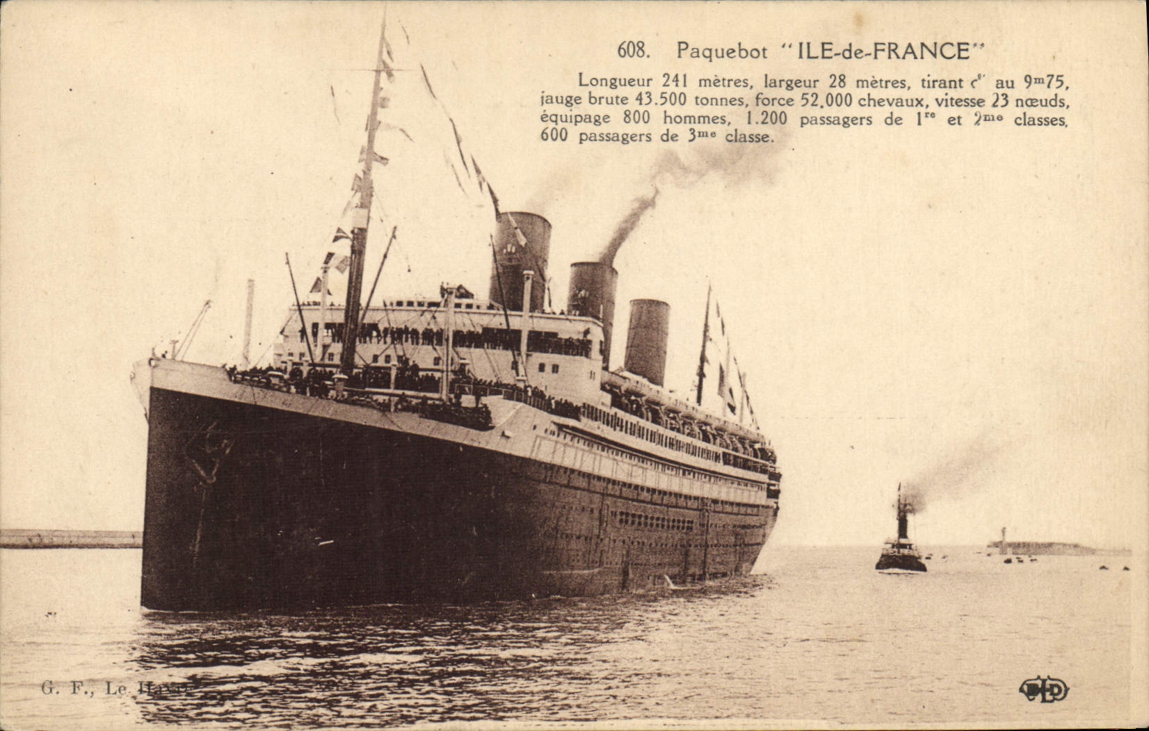 CPA Bateau Paquebot Ile de France