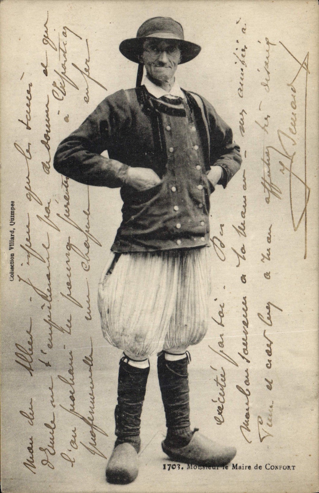 CPA Folklore Monsieur le maire de confort 