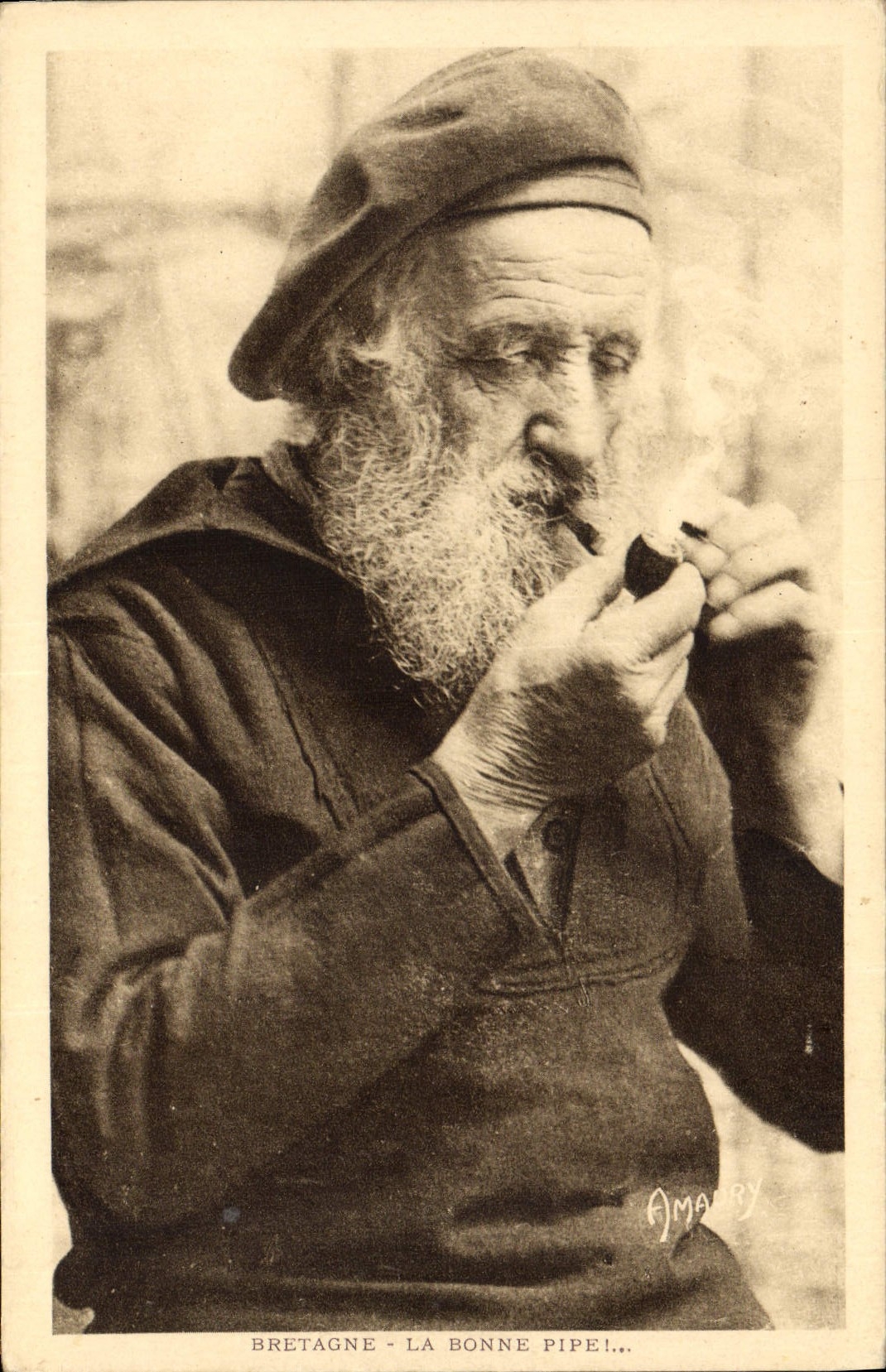 CPA Folklore Bretagne La bonne pipe 
