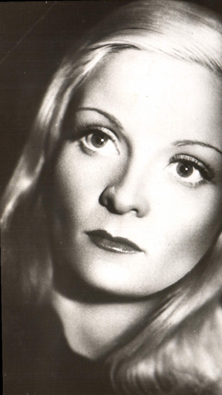 CPM Cinema Madeleine Sologne 