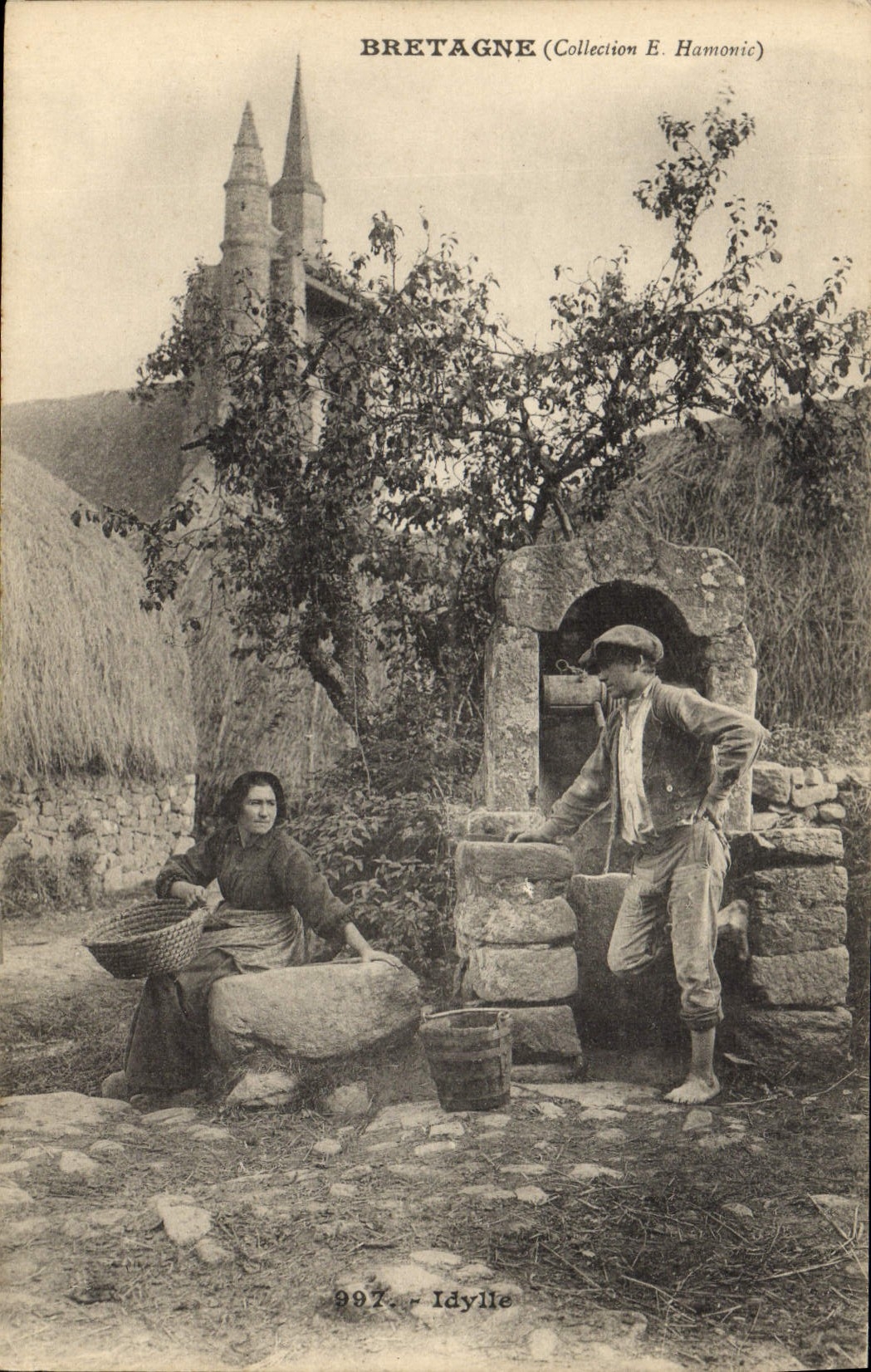 CPA Folklore Bretagne Idylle 