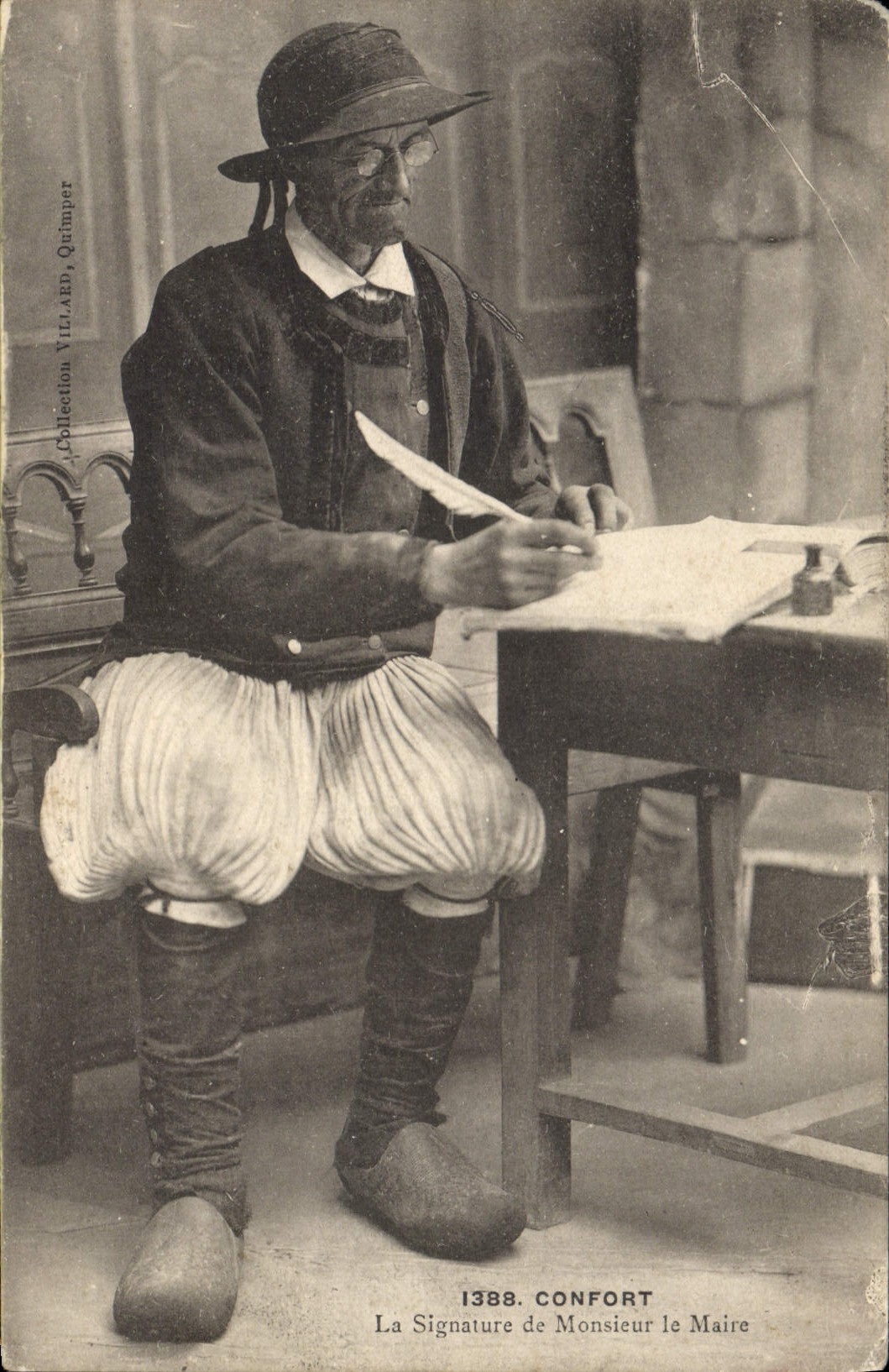 CPA Folklore Confort La signature de Monsieur le MAire 