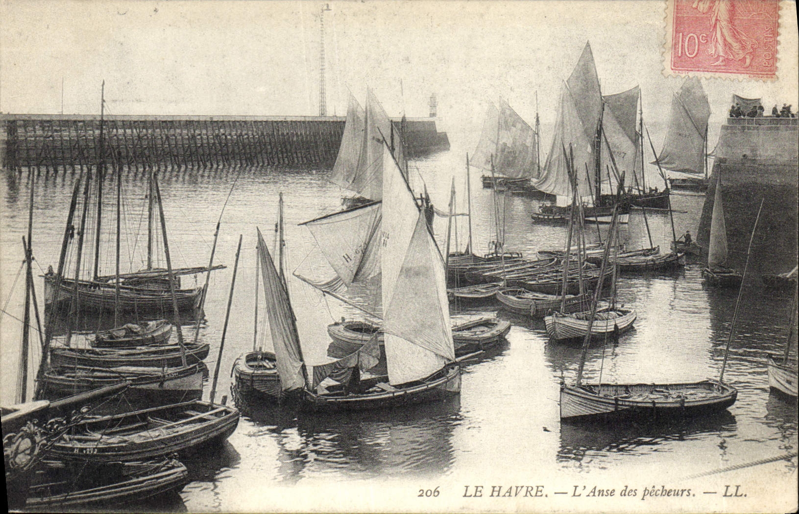 VINTAGE POSTCARD Bateau Fishes Le Havre the handle of the sinners
