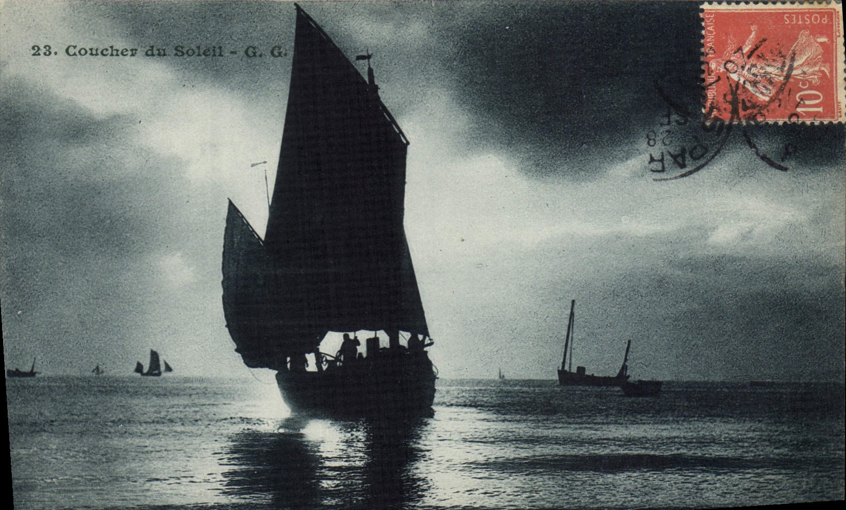 VINTAGE POSTCARD Bateau Fishes Sunset