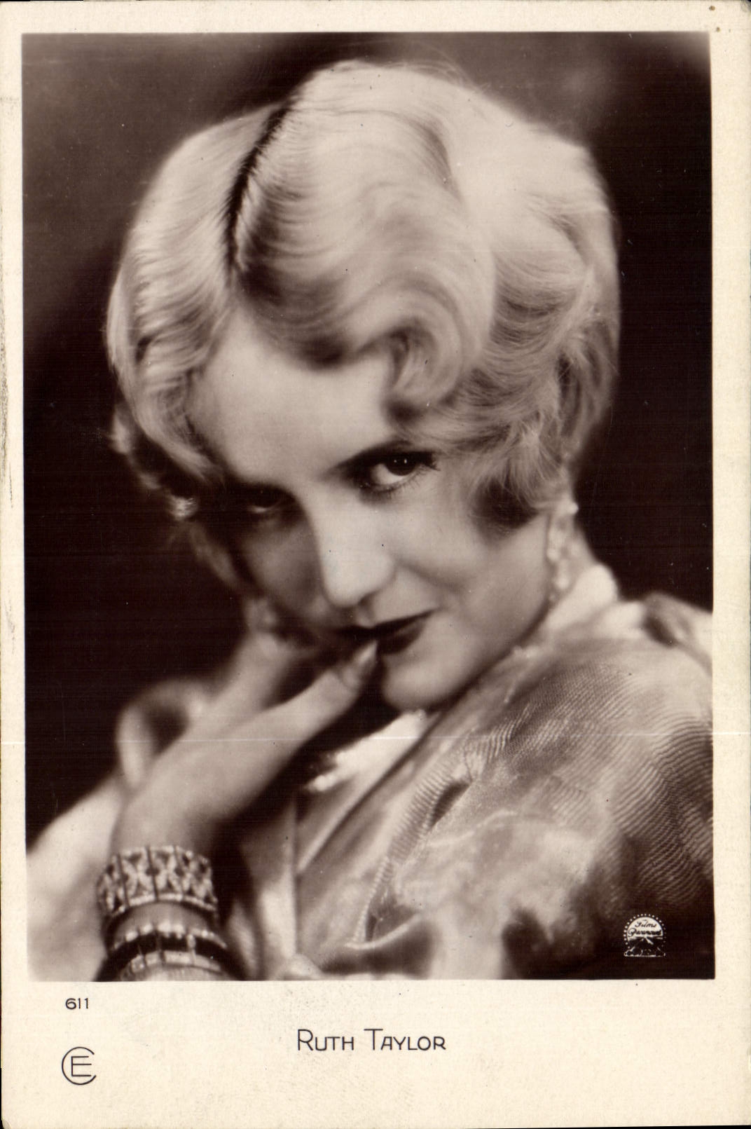 MODERN CARD Cinema Ruth Taylor