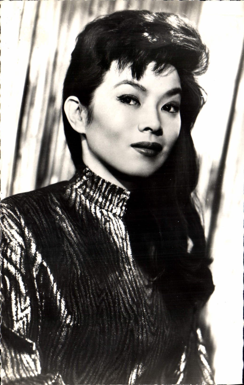 MODERN CARD Cinema Yoko Tani