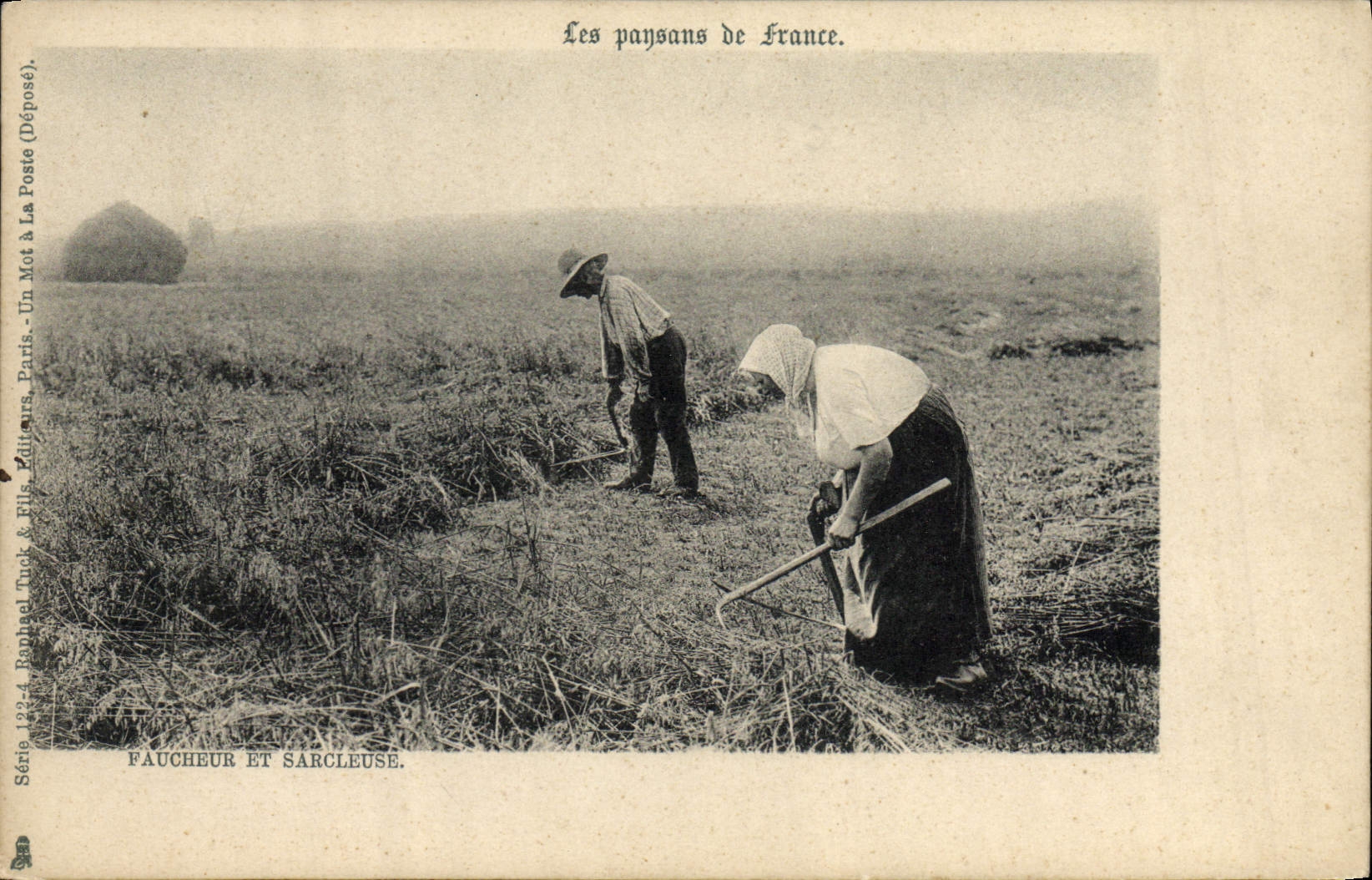 CPA Folklore Les paysans de France Faucher et sarcleuse