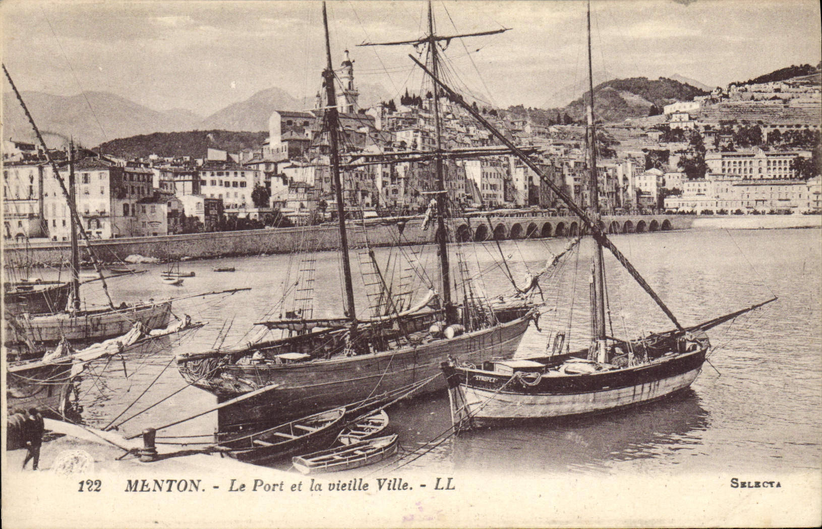VINTAGE POSTCARD Boat Menton the port and the old city