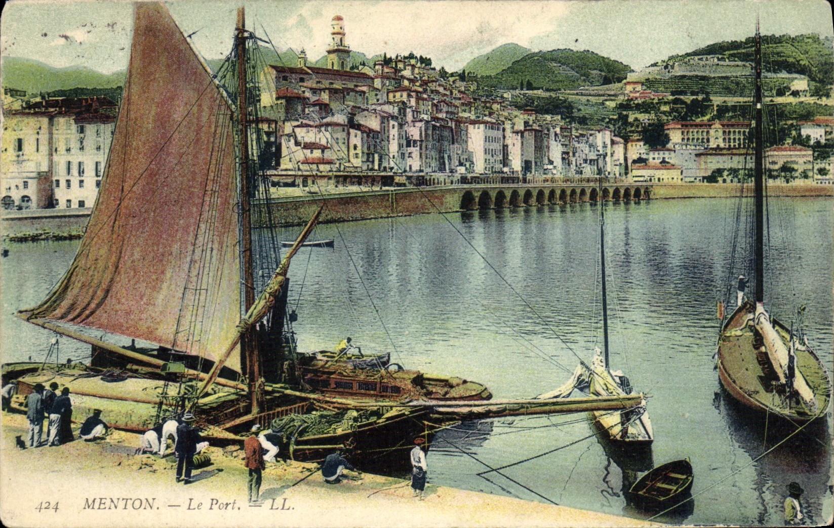 CPA Bateau Menton Le port 