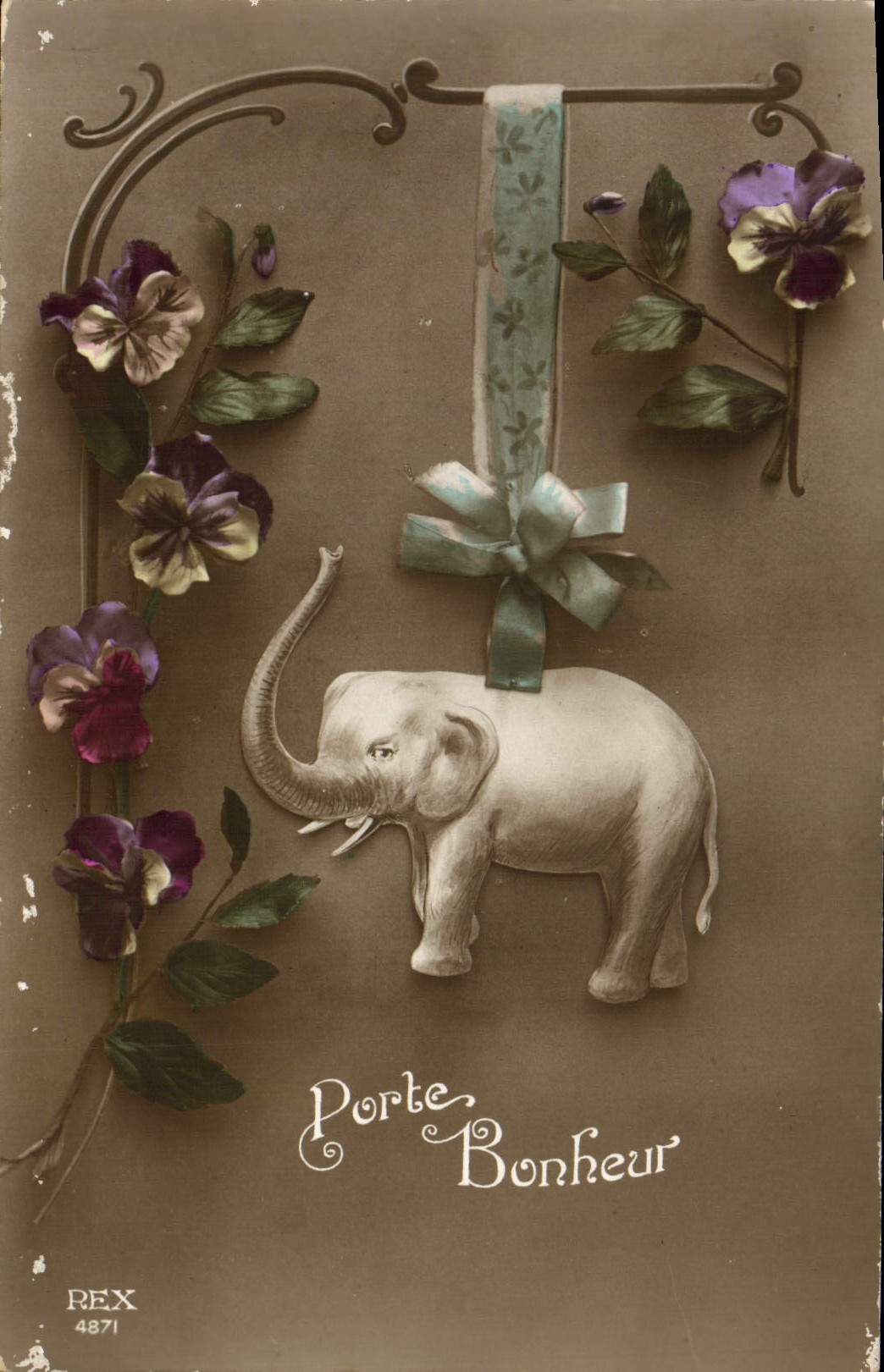 CPA Fantaisie Porte bonheur Elephant 