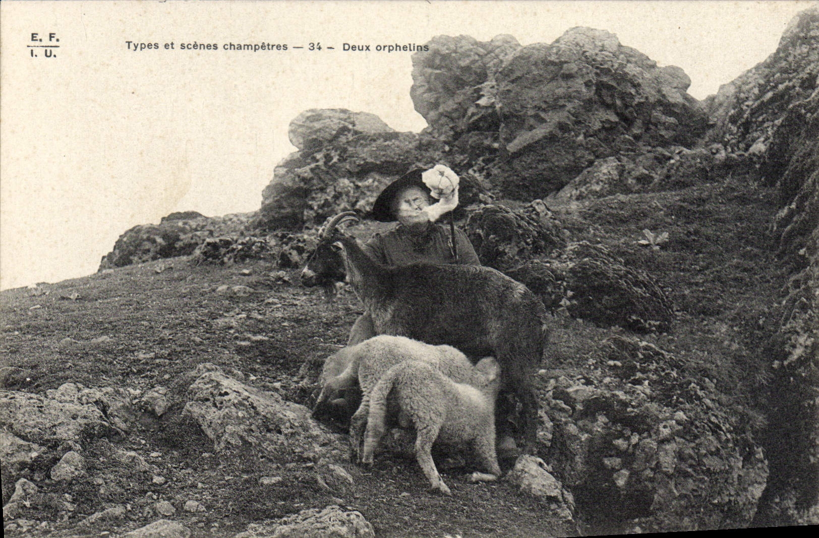 CPA Chevre Deux orphelins Agneau Folklore