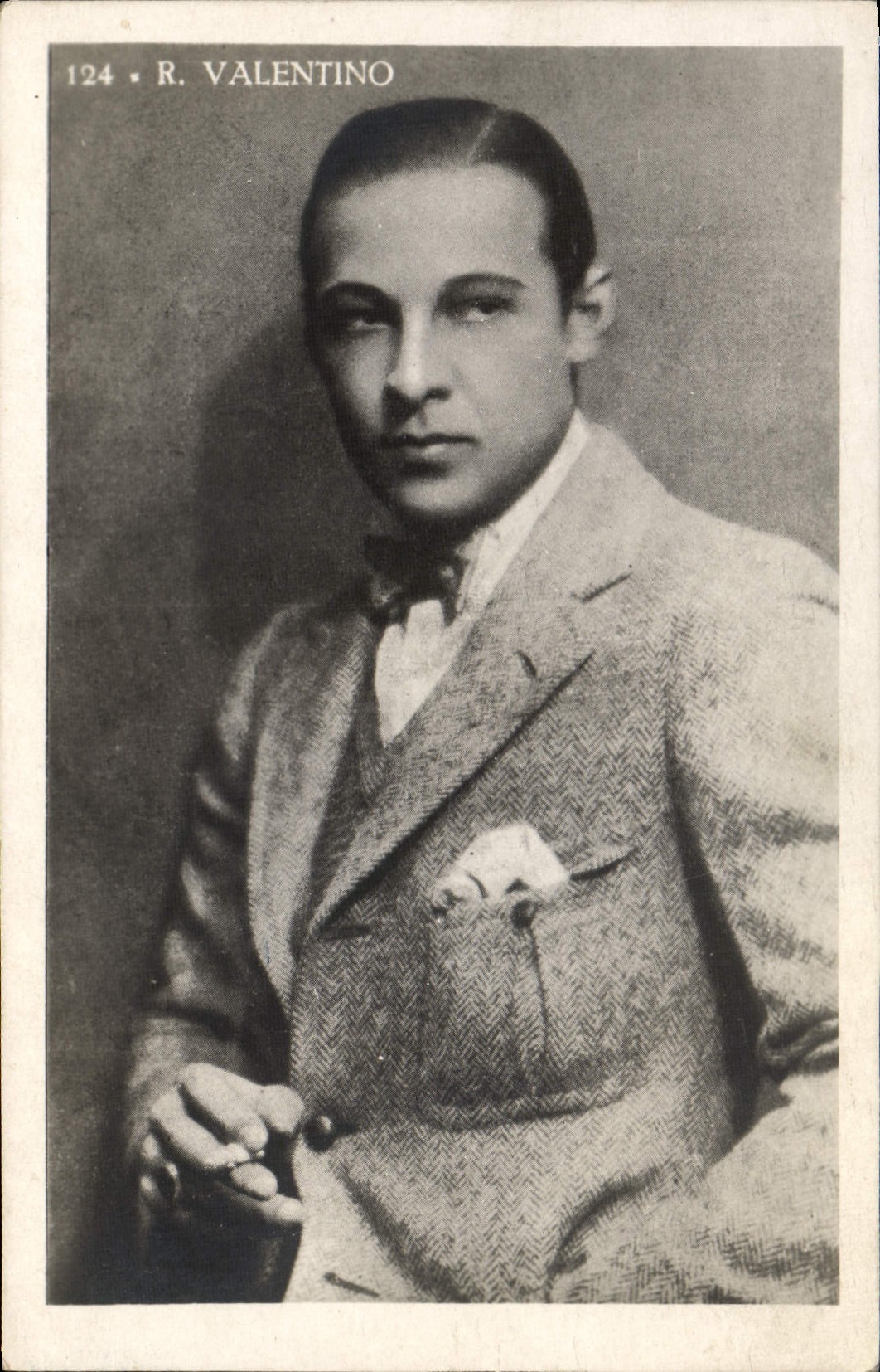 MODERN CARD R Valentino Cinema