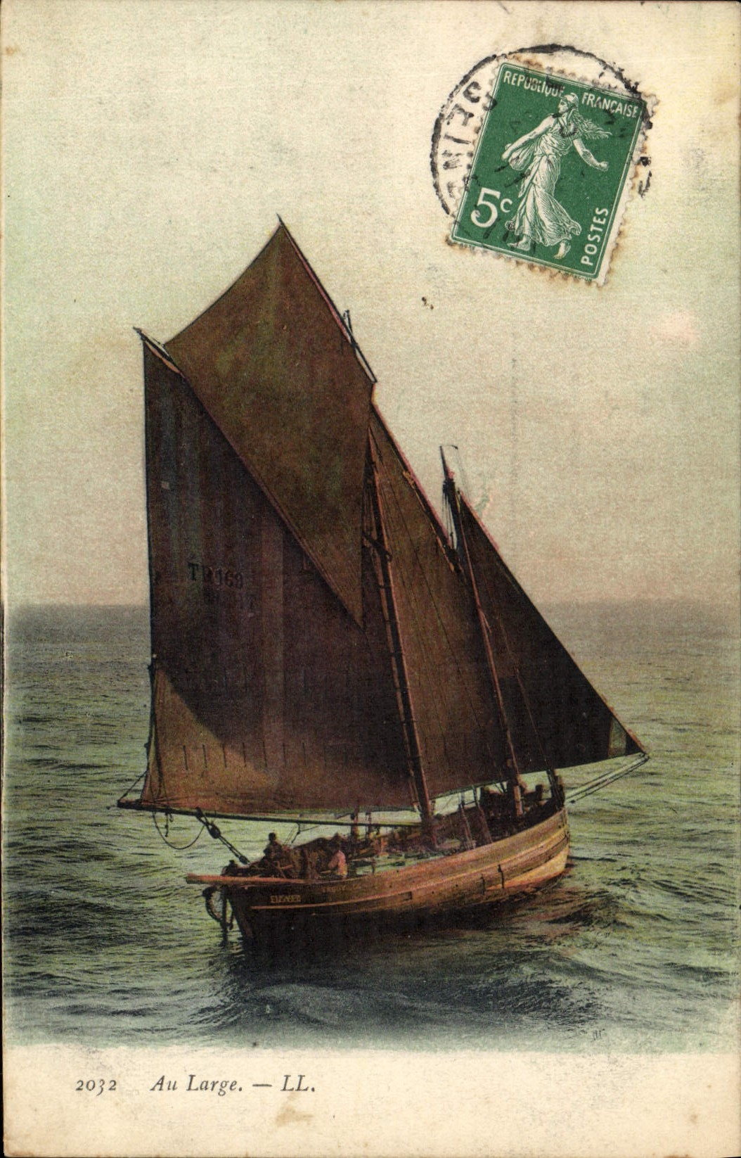 CPA Bateau Au large 