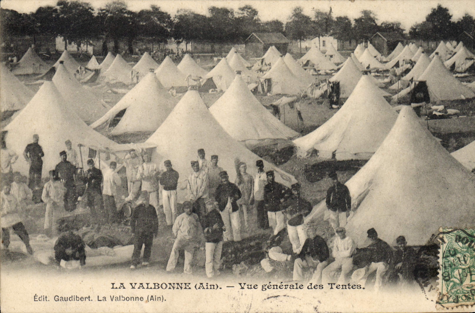 CPA Militaria La Valbonne Vue generale des tentes