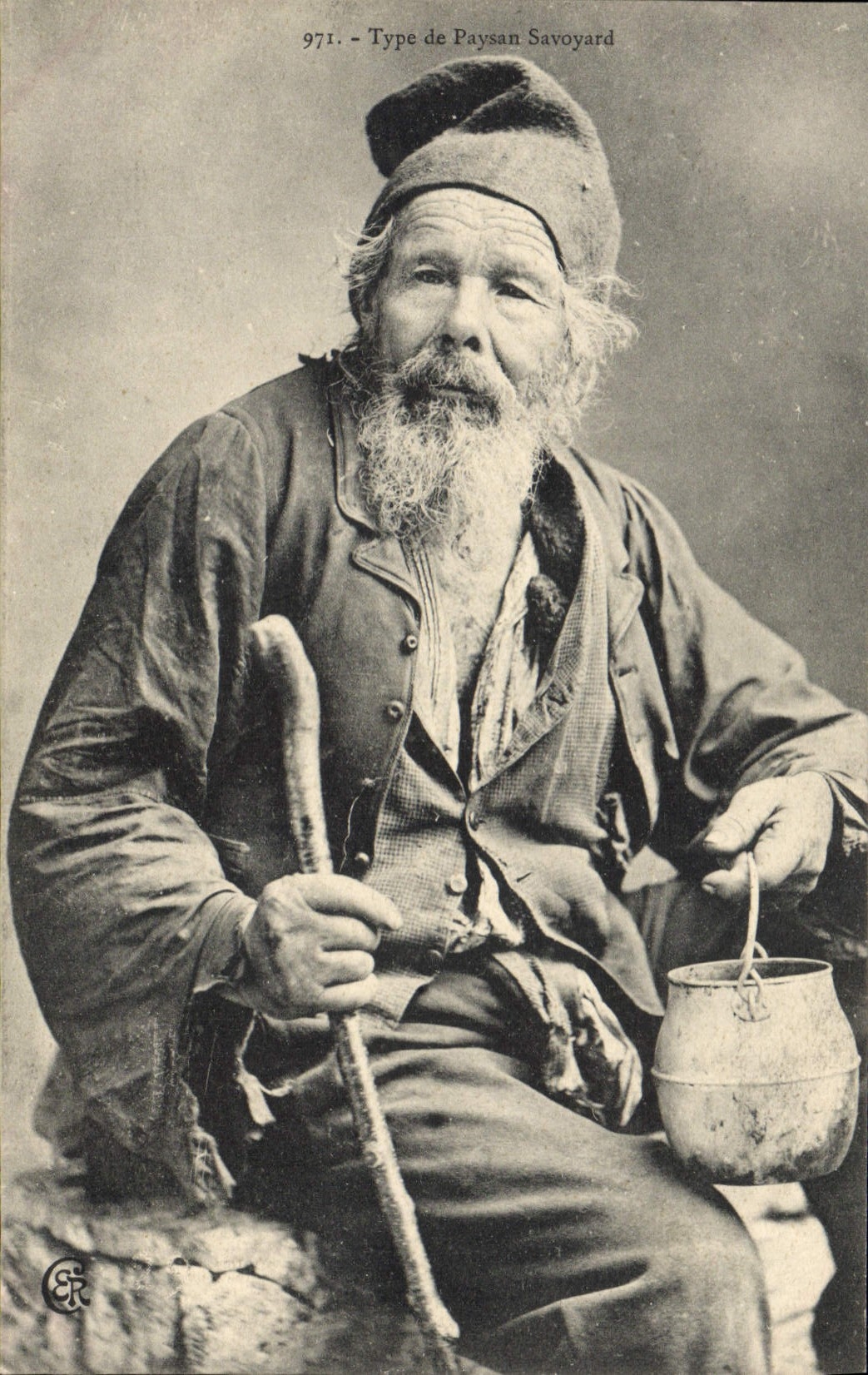 VINTAGE POSTCARD Standard Folklore of Savoyard peasant Savoy TOP