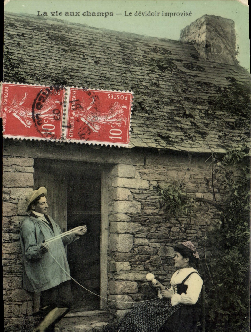 CPA Folklore La vie aux champs Le devidoir improvise