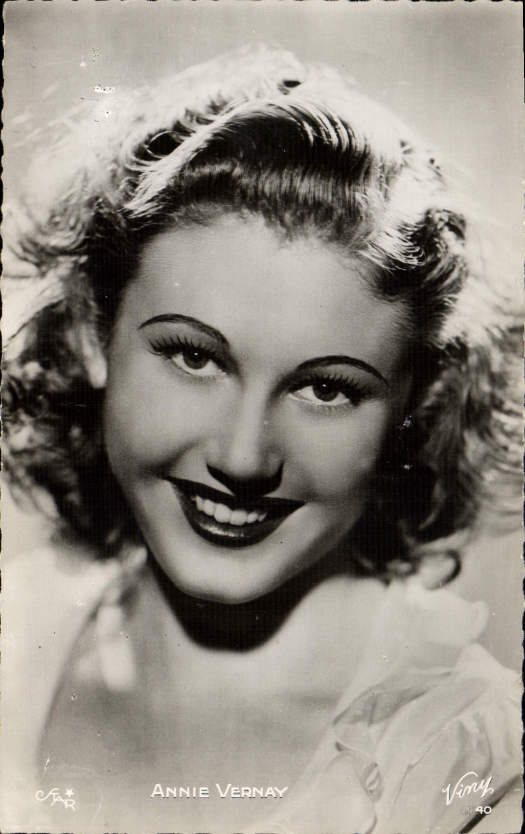 POSTAL MODERNA cine Annie VErnay