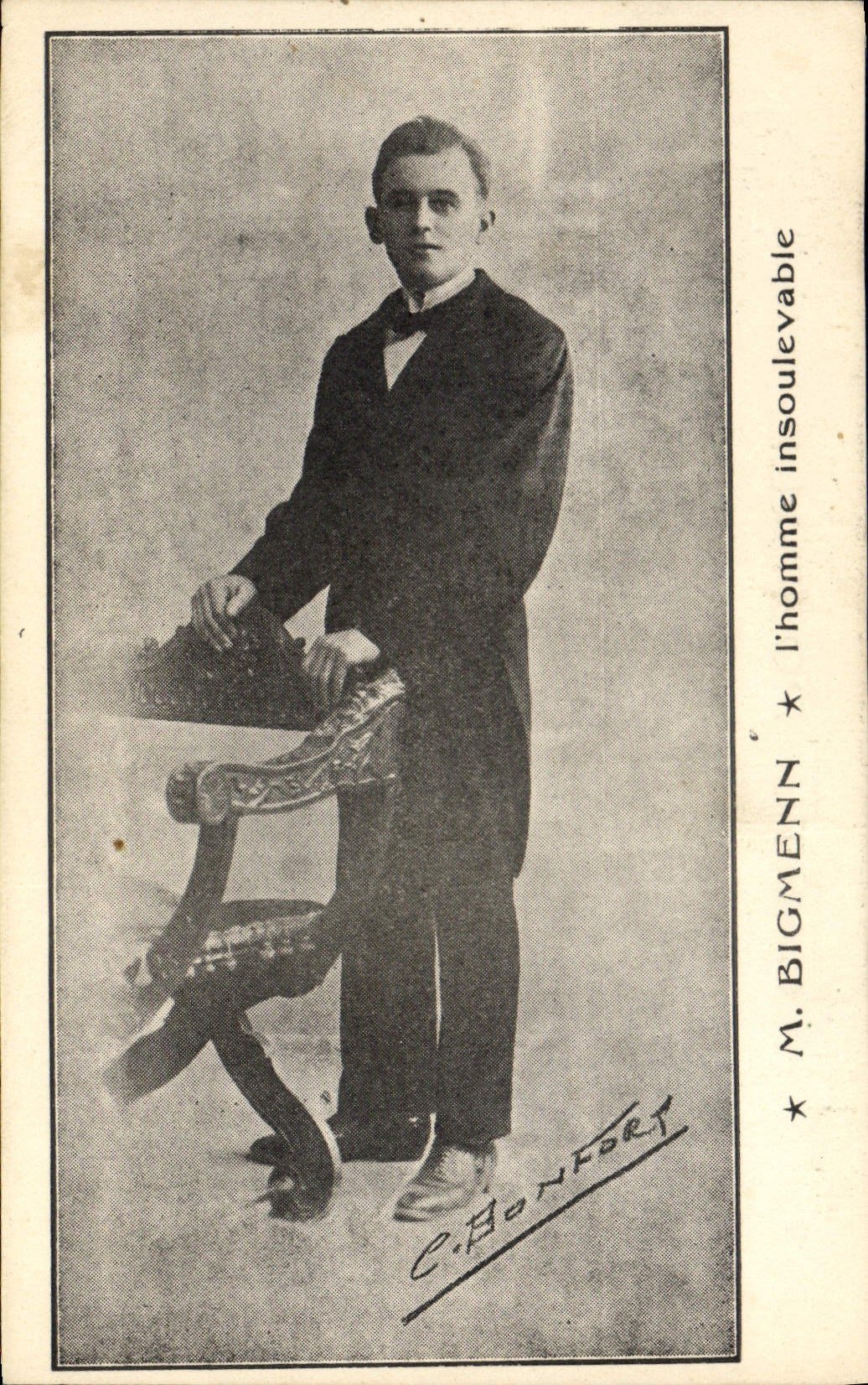 VINTAGE POSTCARD Foklore Mr. Bigmenn the man insoulevable