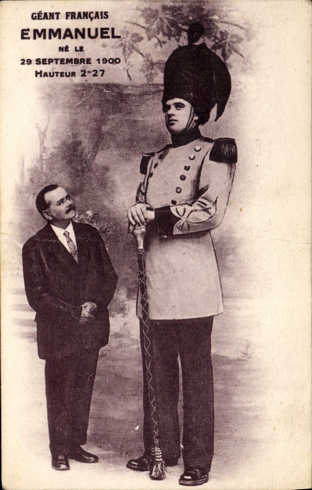 VINTAGE POSTCARD Giant Foklore French Emmanuel 2m27