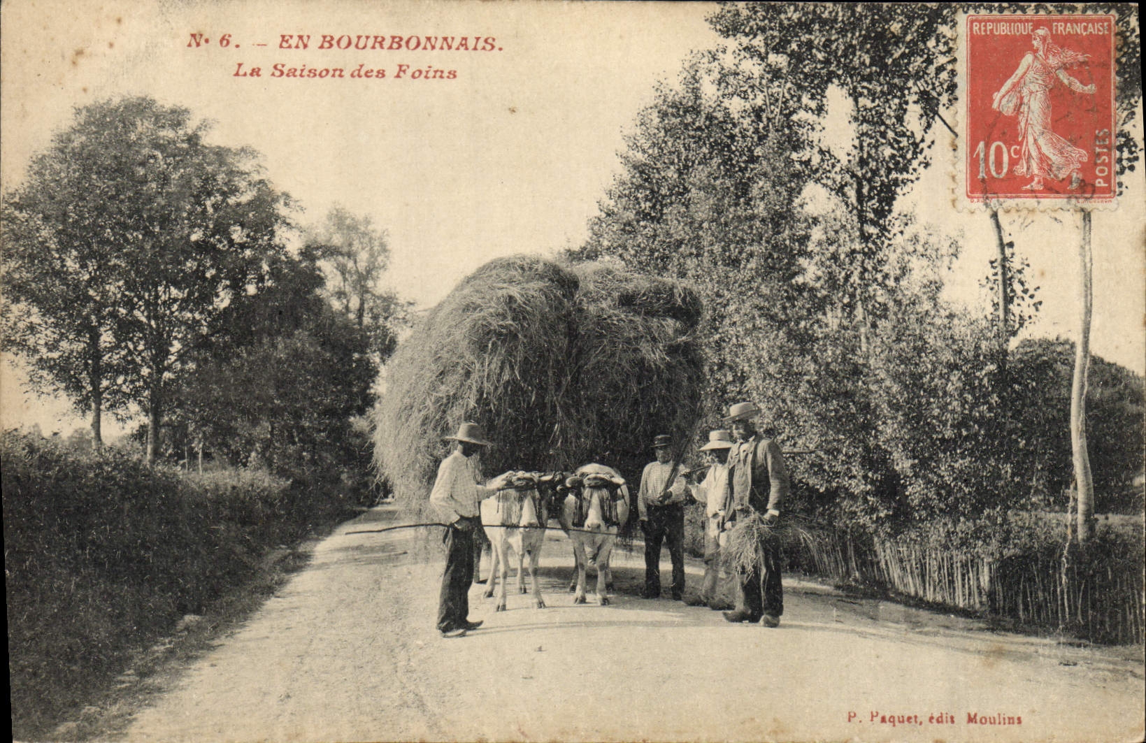 VINTAGE POSTCARD Bourbonnais Folklore the season of the hays
