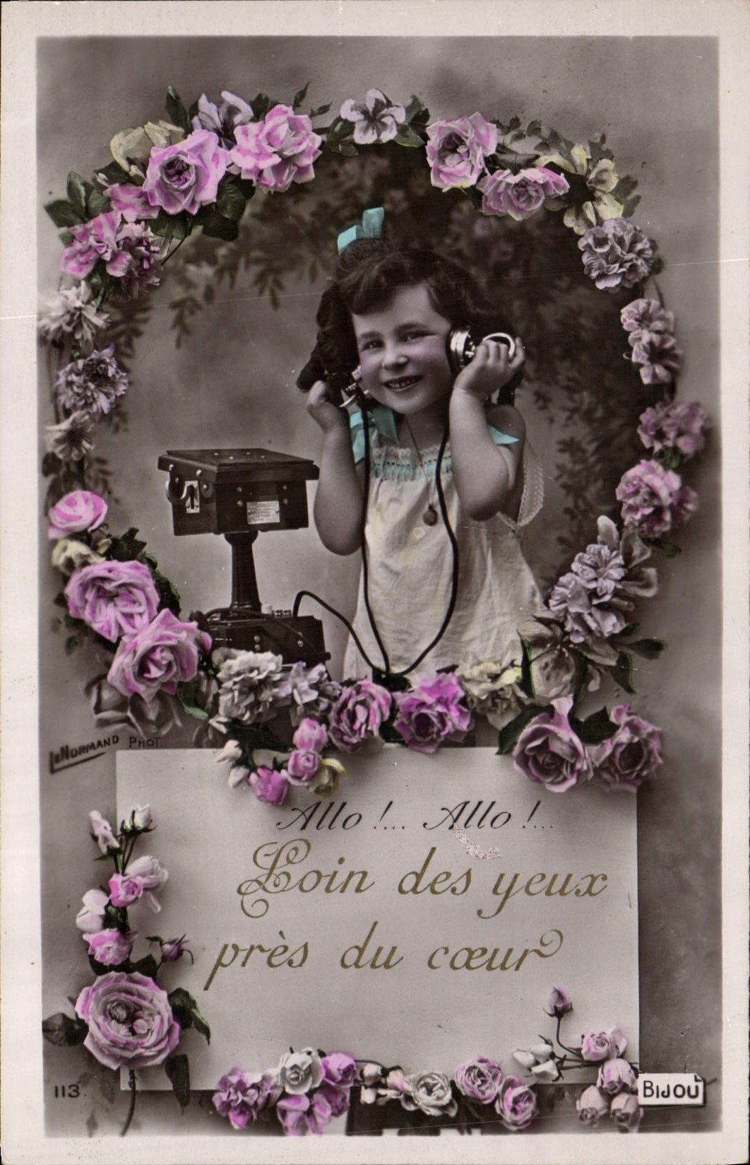 VINTAGE POSTCARD Fantaisie Telephones Child