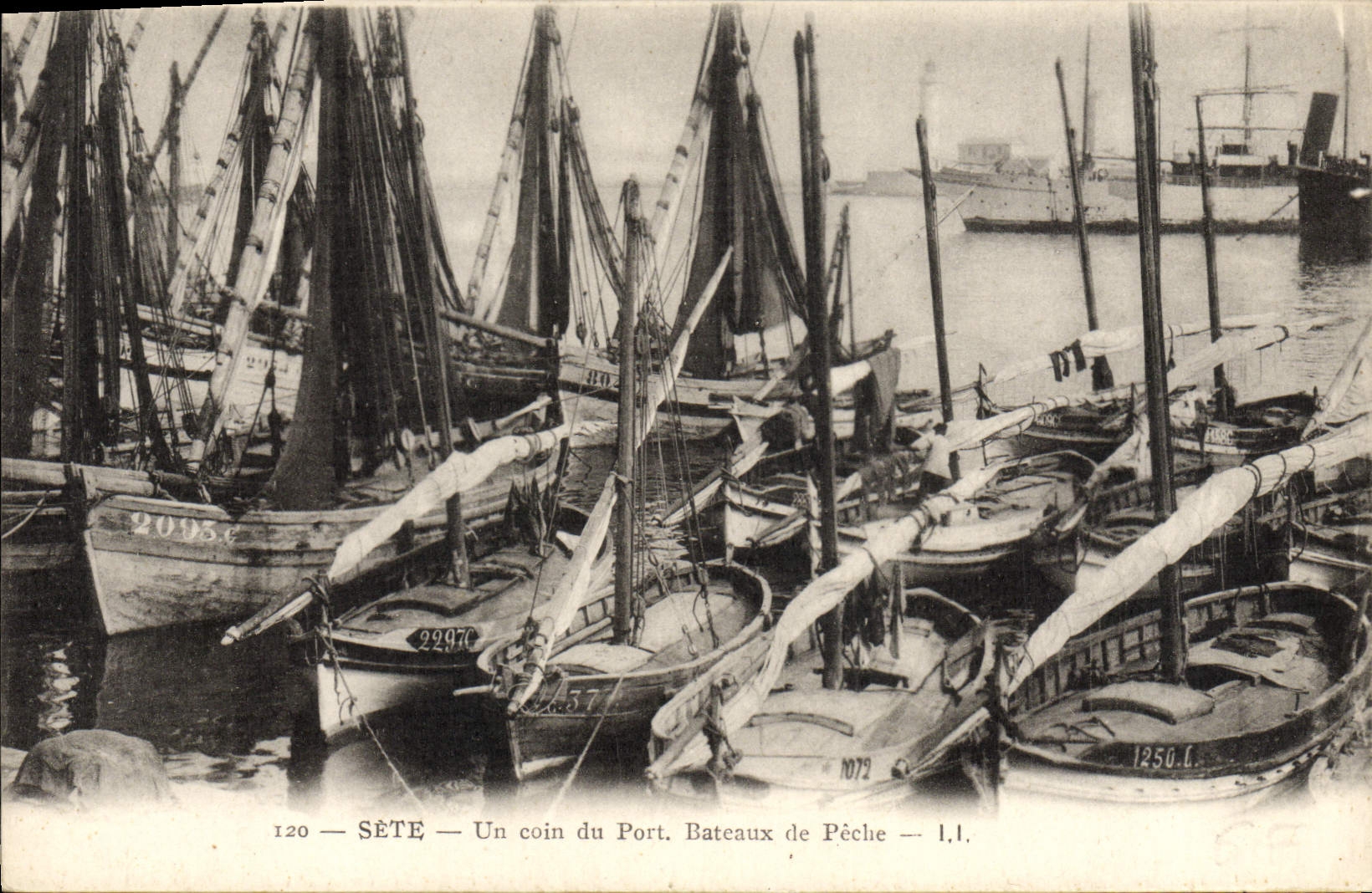 Barco de Sete de la POSTAL de la VENDIMIA una esquina de los barcos portuarios del pecado