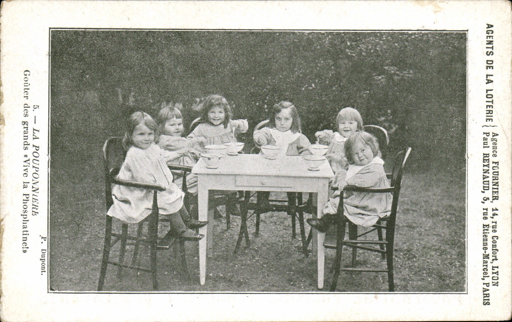 VINTAGE POSTCARD Enfants Pouponniere Gouter the large ones Lives Phosphatine!