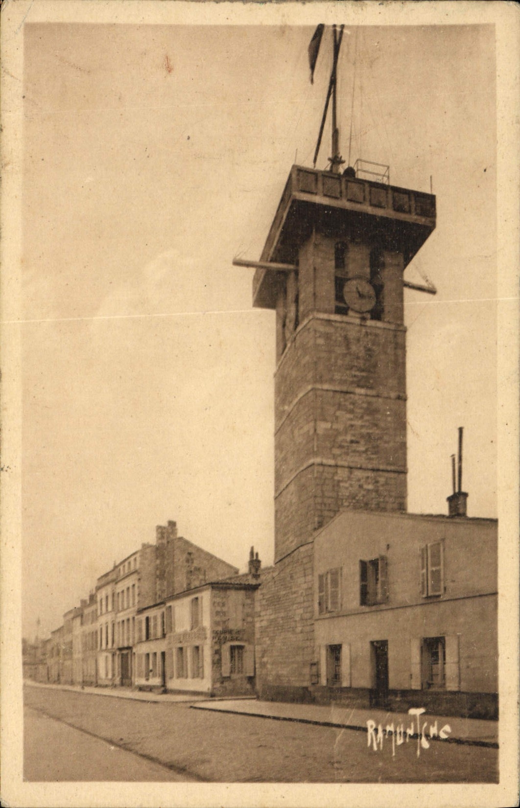 VINTAGE POSTCARD Rochefort Telephone on Sea Tower of the signals