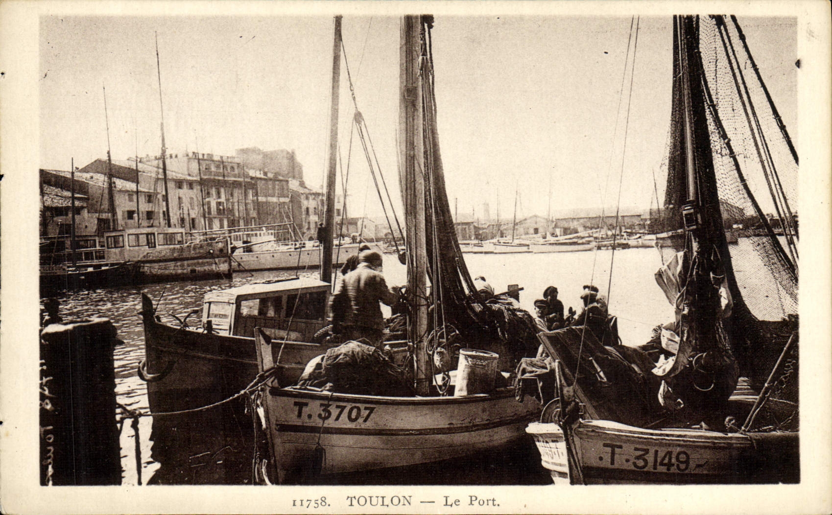 CPA Bateau Toulon Le port 