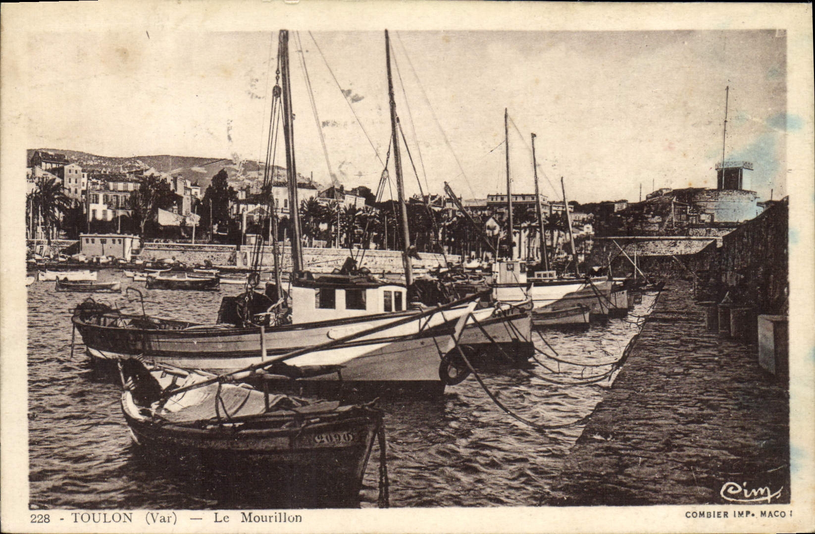 Barco Mourillon de Toulon de la POSTAL de la VENDIMIA