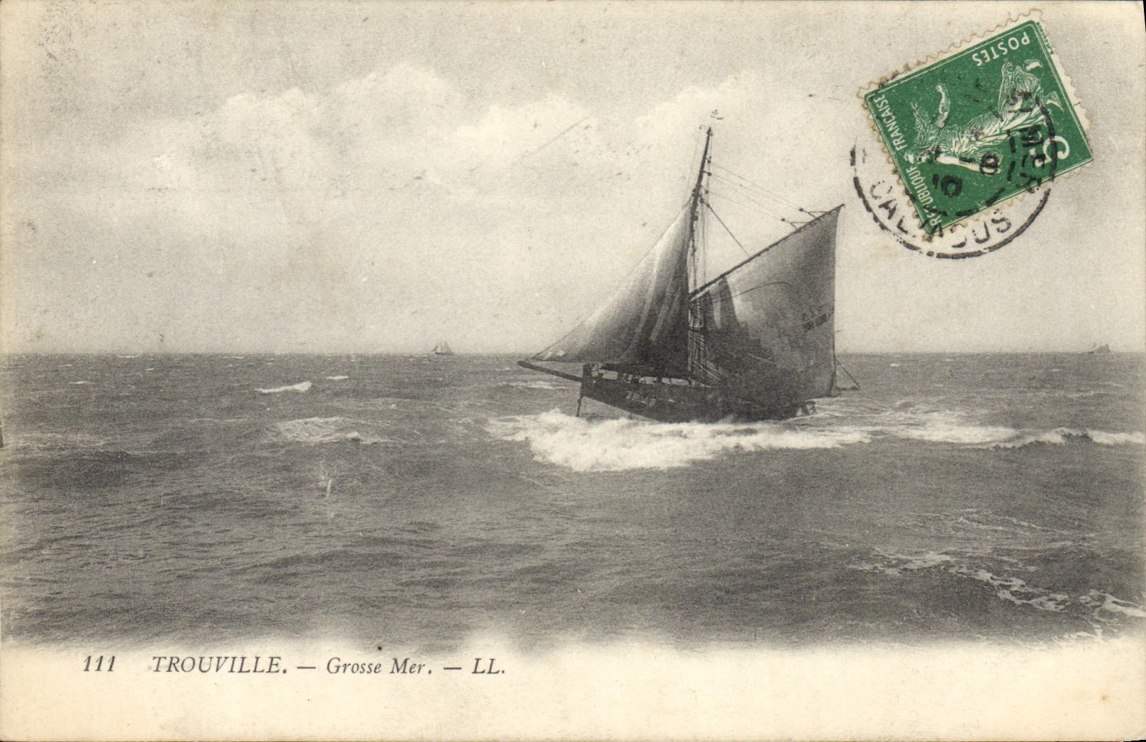 VINTAGE POSTCARD Boat Trouville heavy sea