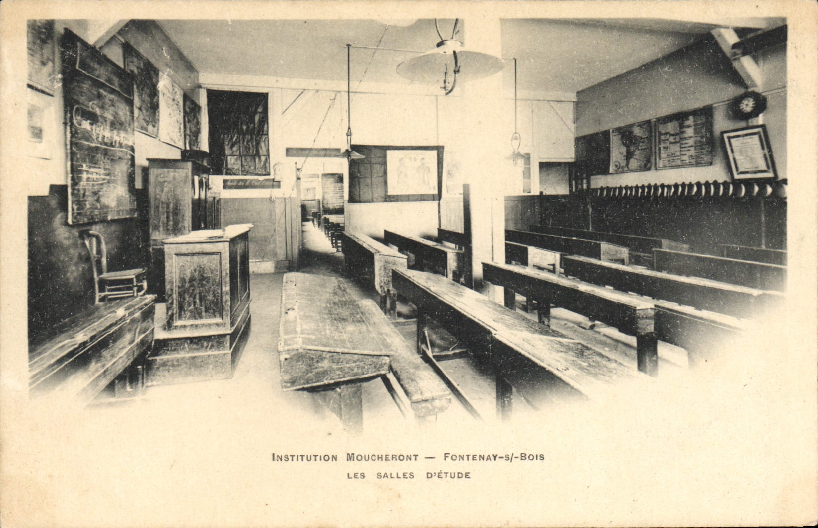 VINTAGE POSTCARD Insitution Moucheront Fontenay under Wood study halls