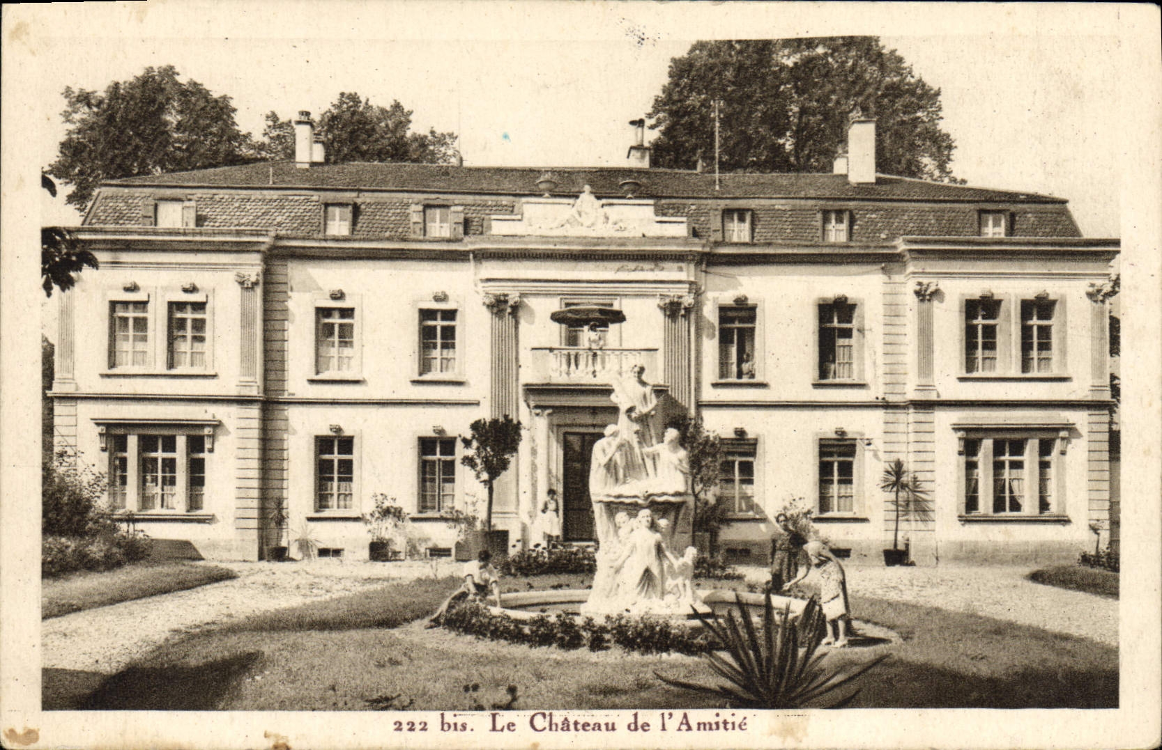 CPA Le chateau de l'amitie