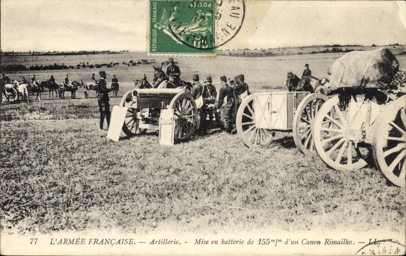 CPA Militaria Artillerie Mise en batterie de 155 mm d'un canon Rimailho 