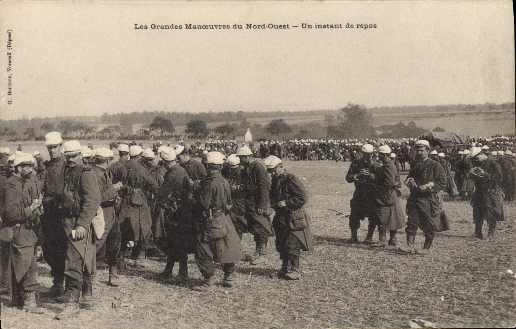 Maniobras del ejército de Militaria de la POSTAL de la VENDIMIA del norte occidental un momento de resto