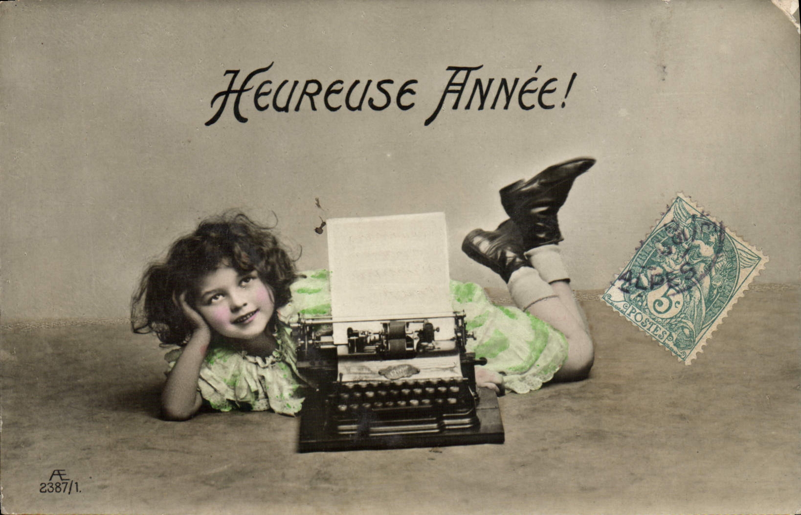 CPA Fantaisie Machine a ecrire Enfant