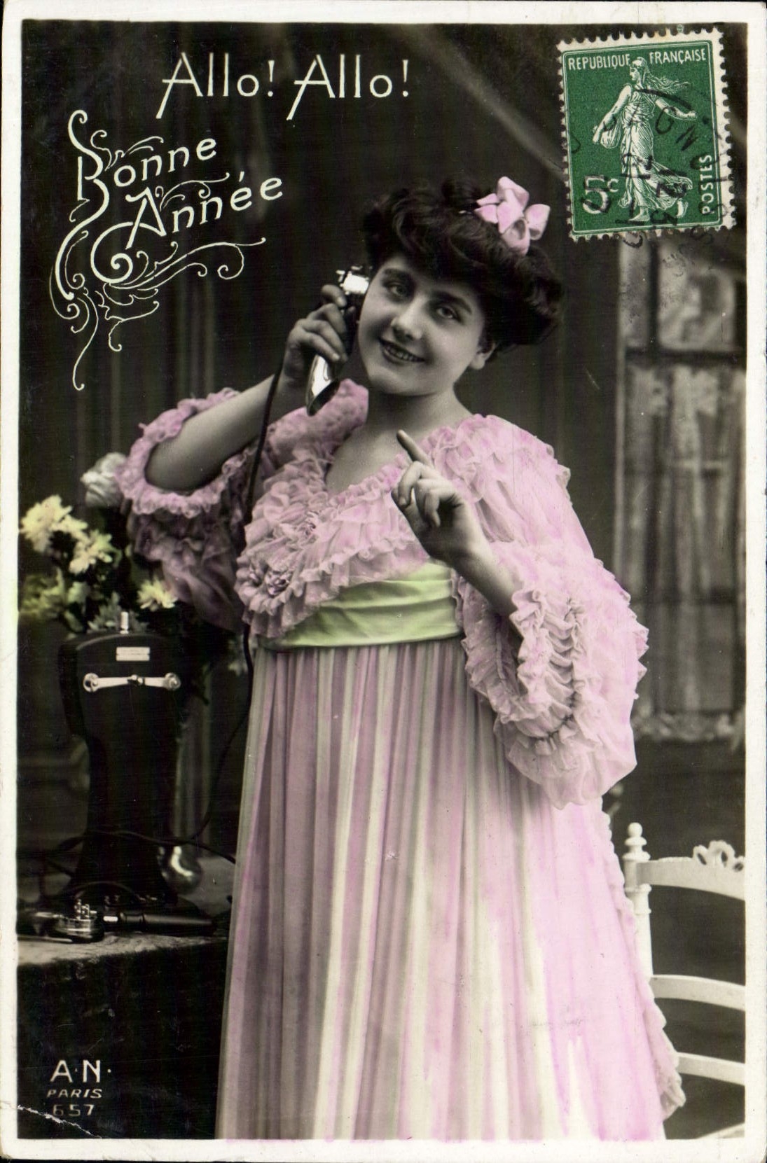 CPA Fantaisie Telephone Femme