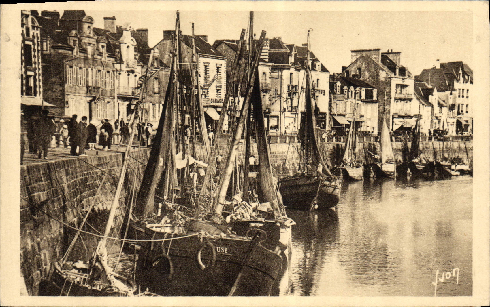 CPA Bateau Peche Le Pouliguen