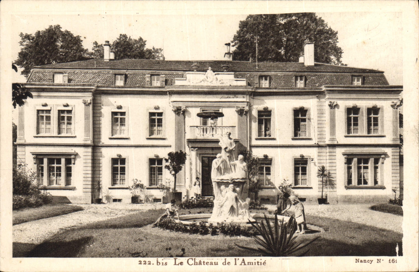CPA Le chateau de l'amitie