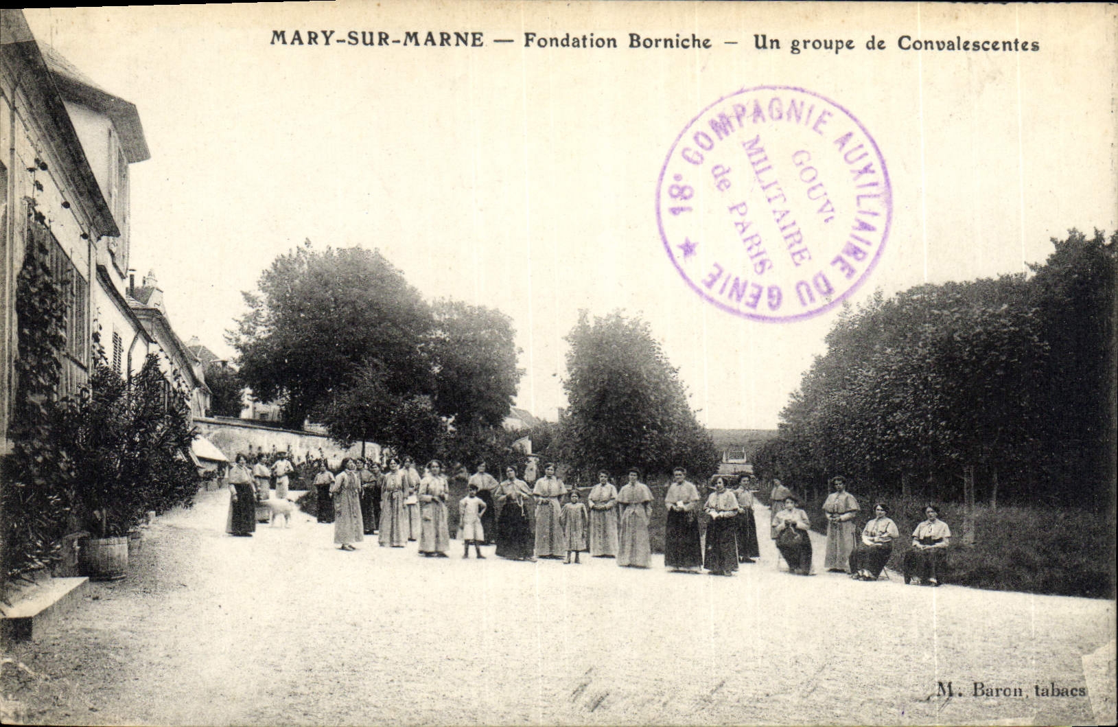 VINTAGE POSTCARD Mary on the Marne Borniche Foundation a group of convaslescentes