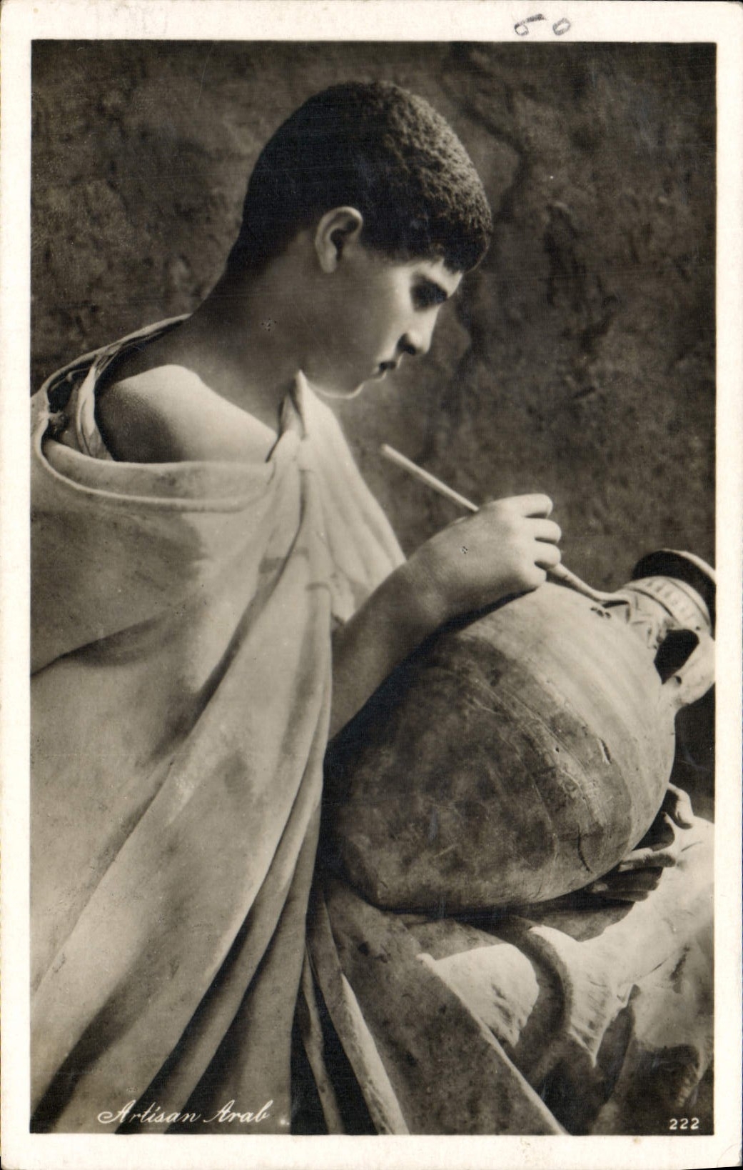 VINTAGE POSTCARD Ceramic Pottery Arab Craftsman Tunisia