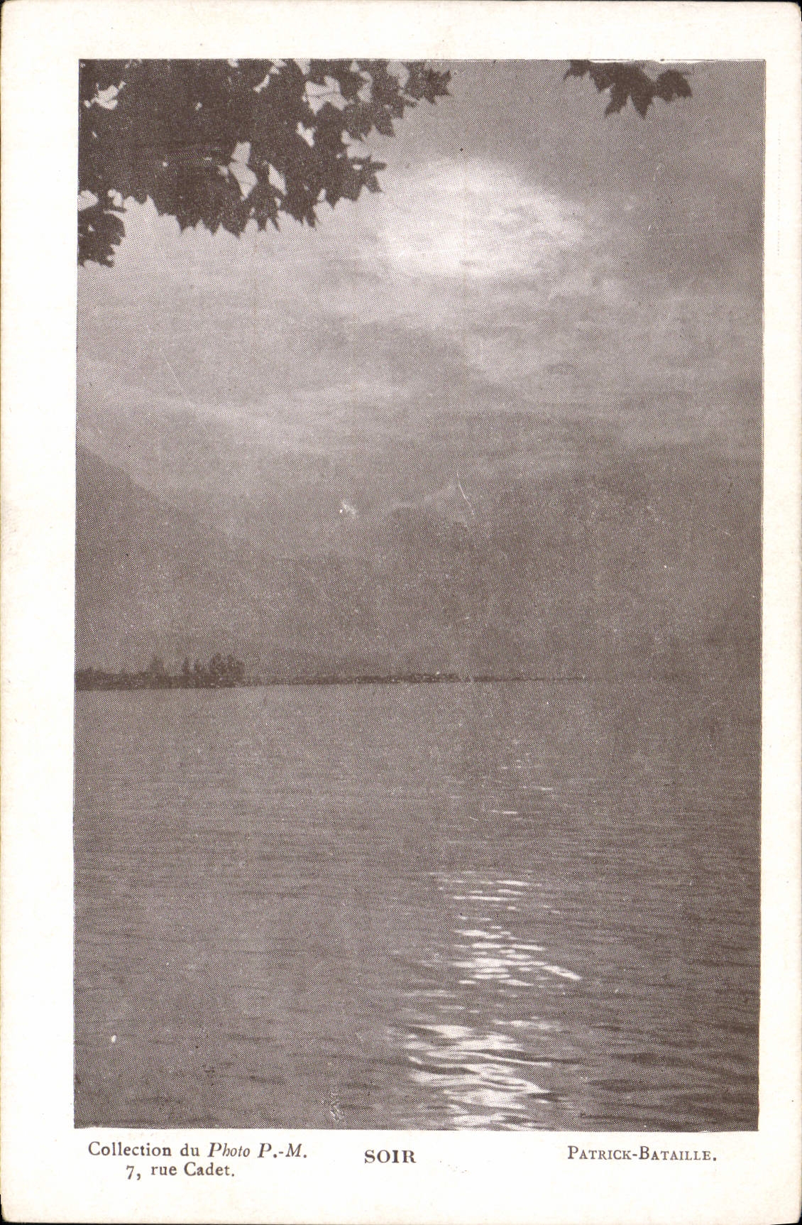 CPA Photographie Patrick Bataille Soir 