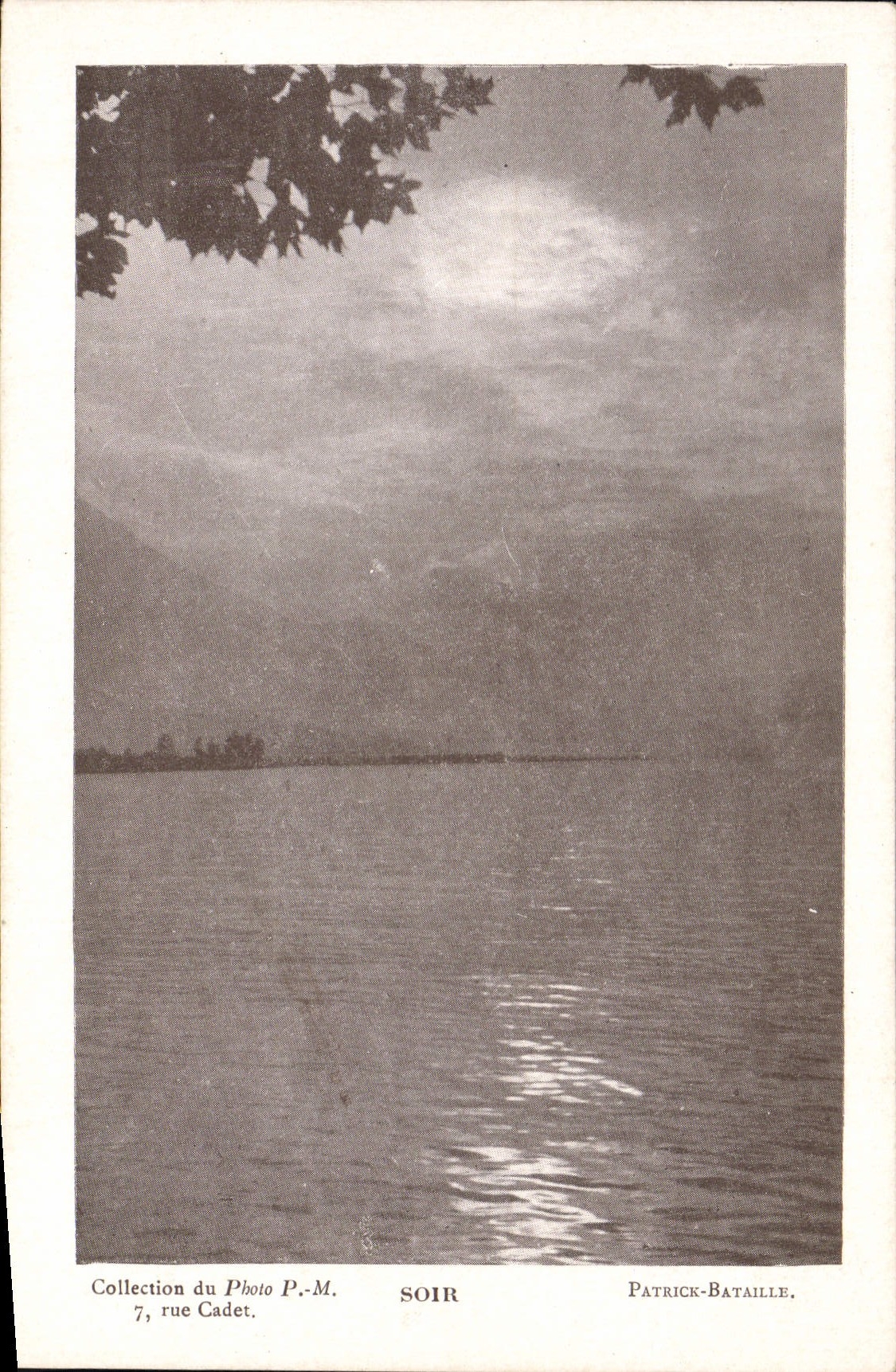 CPA Photographie Patrick-Bataille Soir 