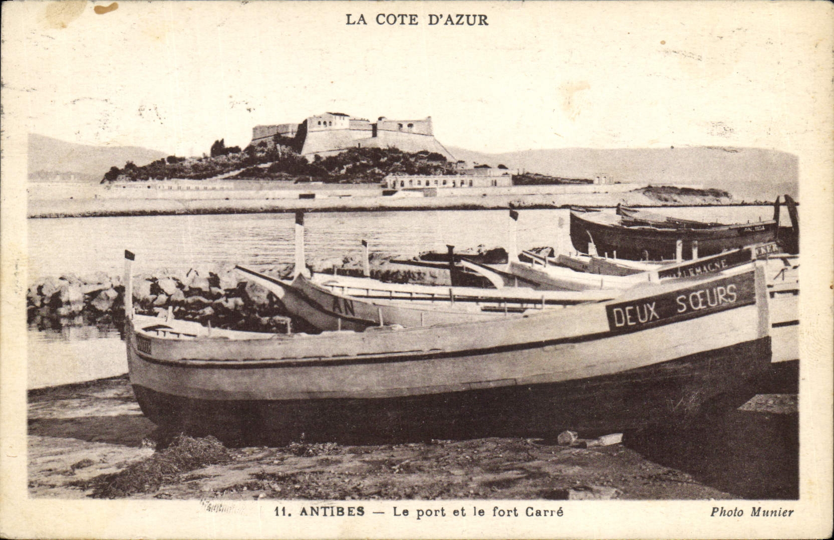 VINTAGE POSTCARD Bateau Fishes Antibes the port and the strong one squares Two Sisters