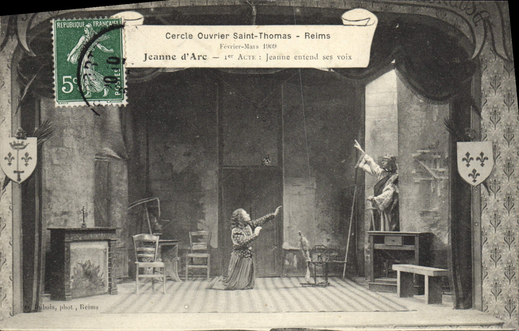 VINTAGE POSTCARD Enfants Orphanage Rings Holy Thomas Rheims Jeanne d' Arc Jeanne hears voices