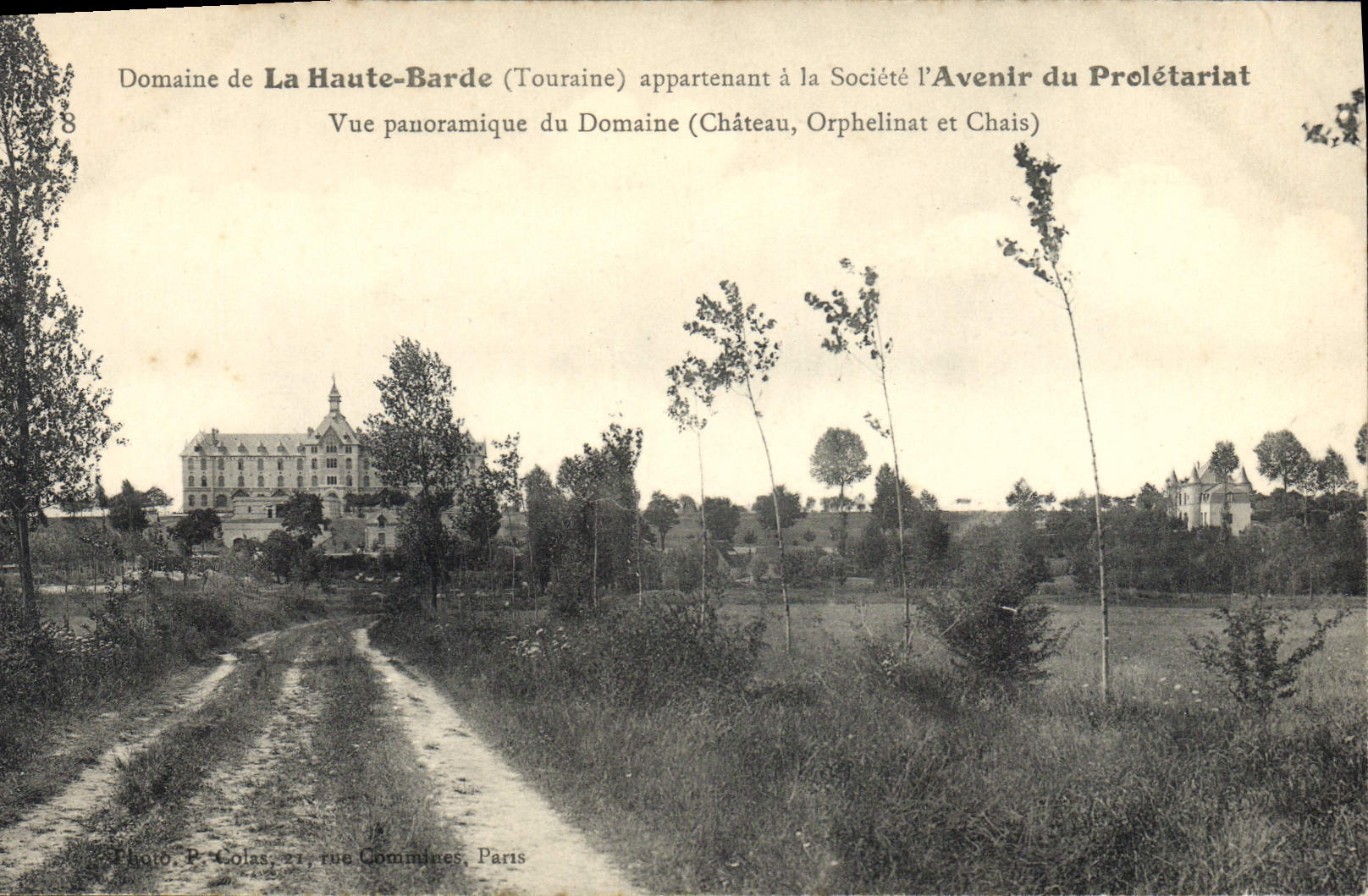 Campo del orfelinato de los niños de la POSTAL de la VENDIMIA del alto futuro del bardo de la opinión panorámica del proletariado del campo