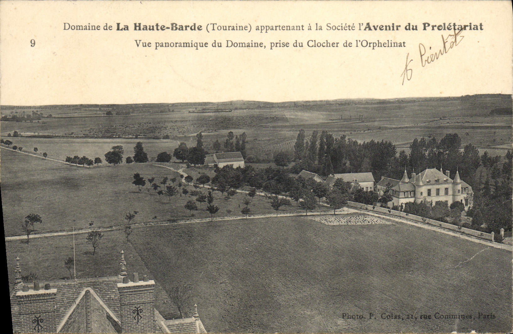 Campo del orfelinato de los niños de la POSTAL de la VENDIMIA del alto futuro del bardo de la opinión panorámica del proletariado del campo de la Campana-torre