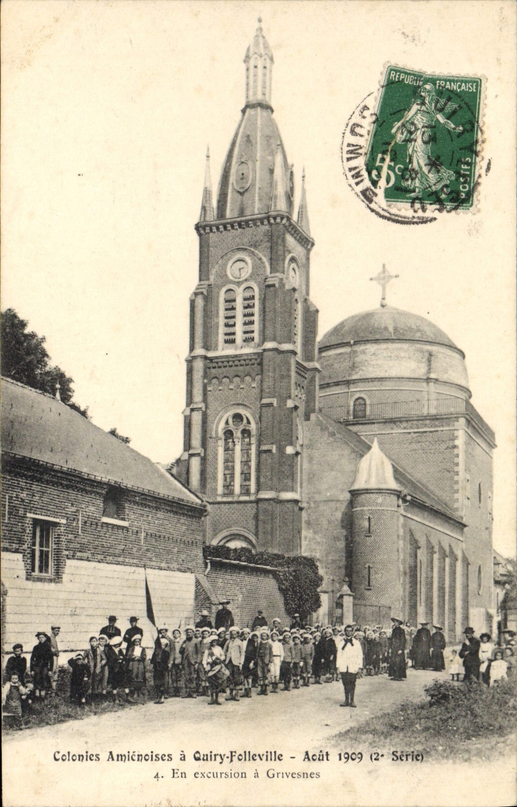 CPA Enfants Colonies amienoises a Quiry Folleville Aout 1909 En excursion a Grivenes 